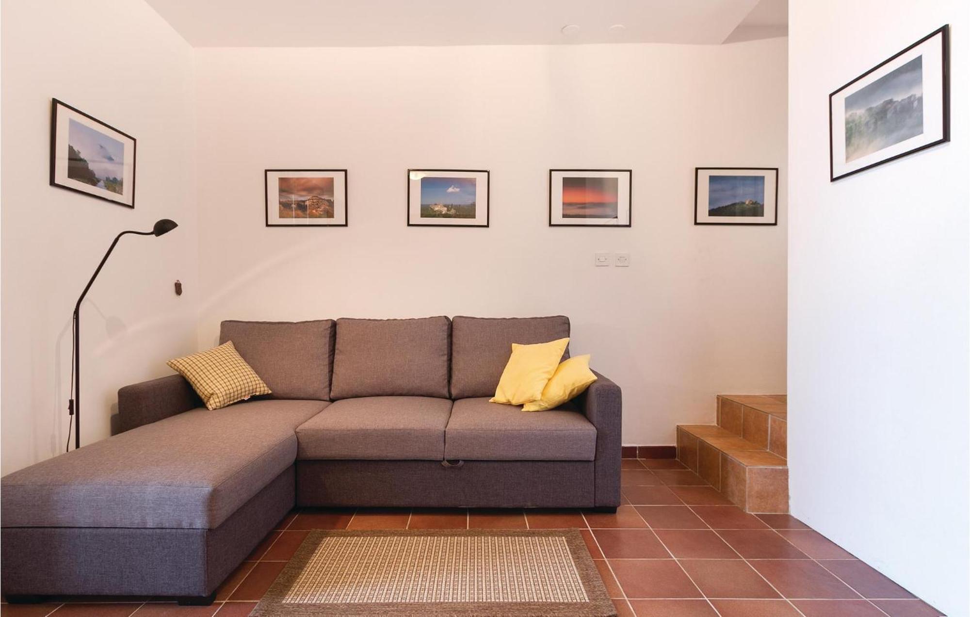 Stunning Apartment In Barbariga With Wifi Exterior photo